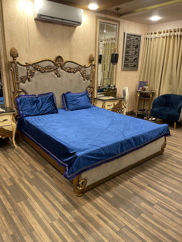 3️⃣PC velvet emboss self BEDSHEET