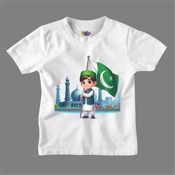 14 AUGUST CUTE BOY WITH PAKISTAN FLAG  T-SHIRT